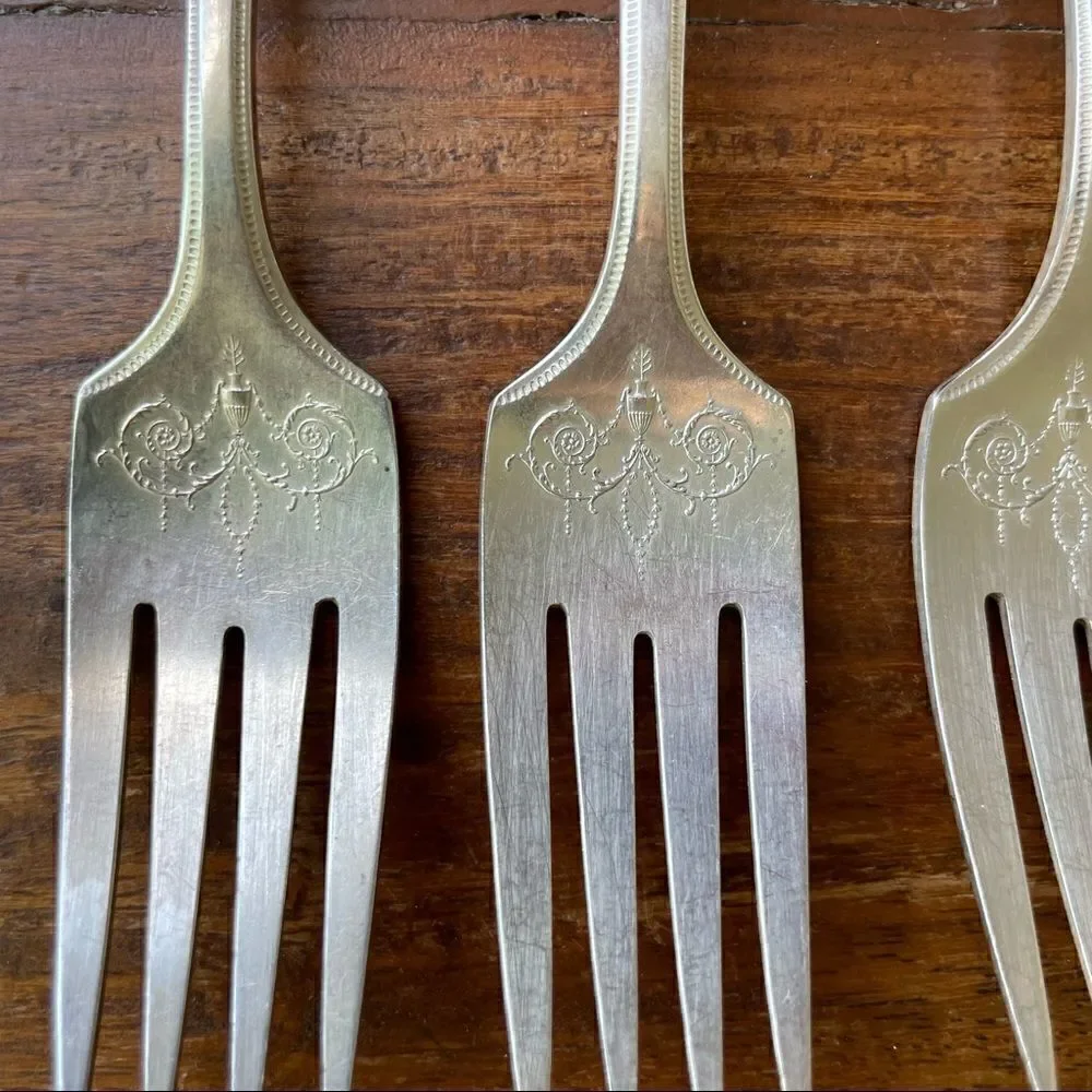 Antique 1921 Oneida Community Plate Grosvenor Salad Forks Set of 4 With Monogram